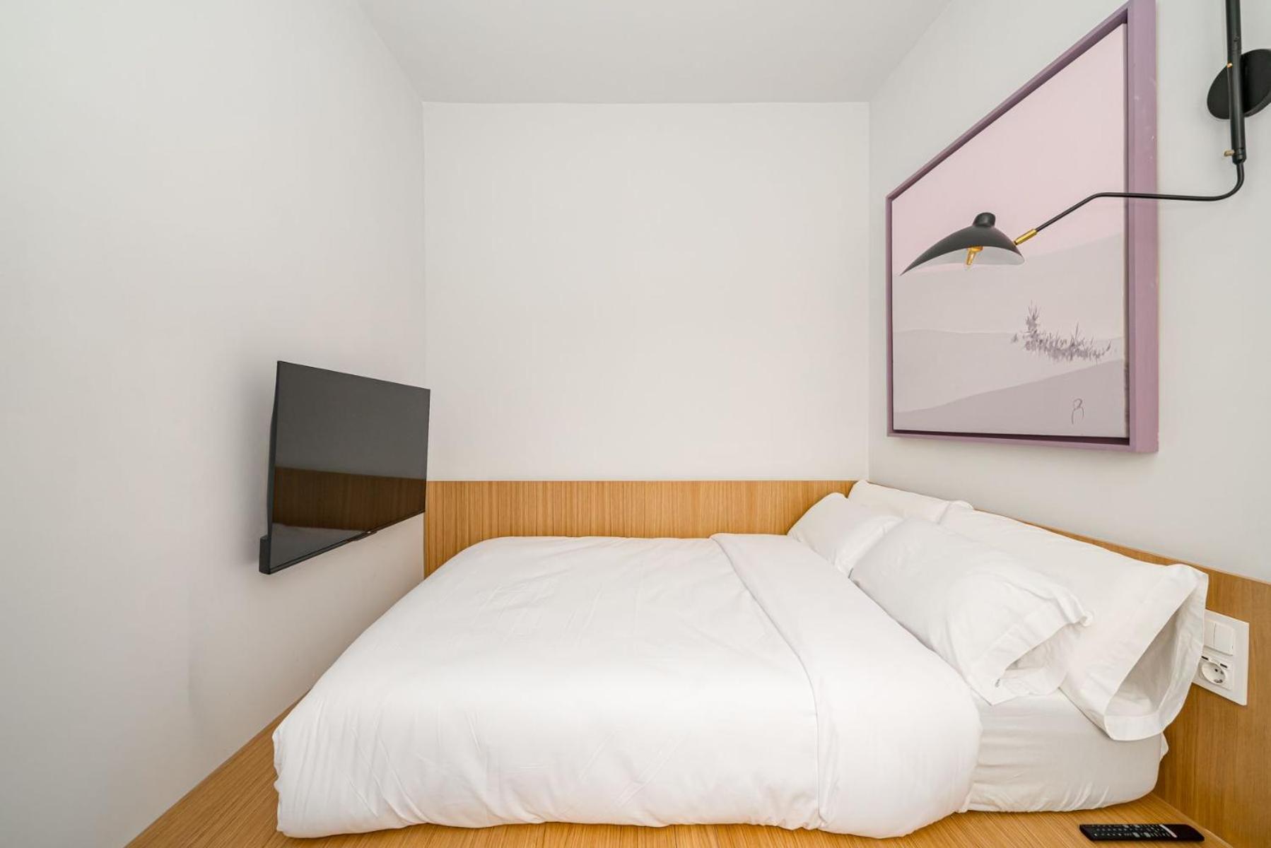 Centric Creative Rooms Мадрид Екстер'єр фото